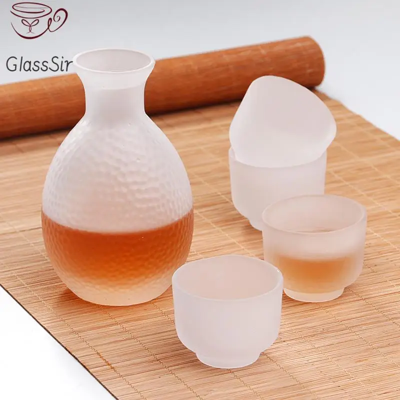 Creative Japanese Glass Sake Set One Pot Four Wine Glass Sake White Wine Pot Flagon Handmade Clear Cups Home Bar Drinkware Gifts