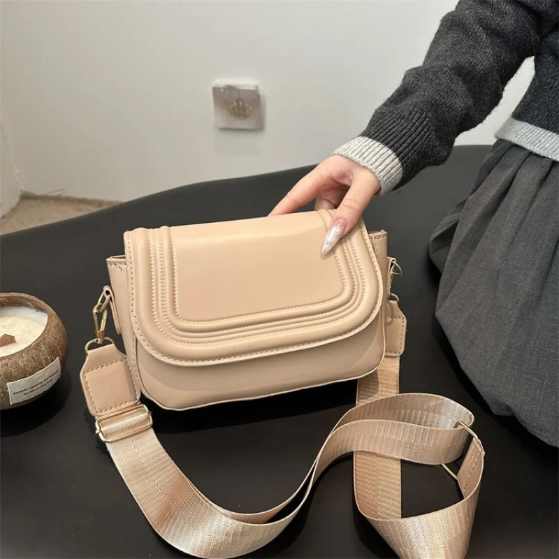 

Stylish Leather Crossbody Bag Women Breathable Lining Magnetic Zipper Stitch Detail Lightweight All-Match Commuter Bag​