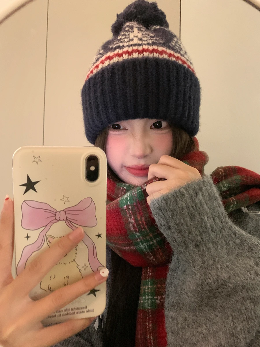 Retro Thickened Warm Hat For Women Ear-Covering All-Round Cap For Autumn And Winter