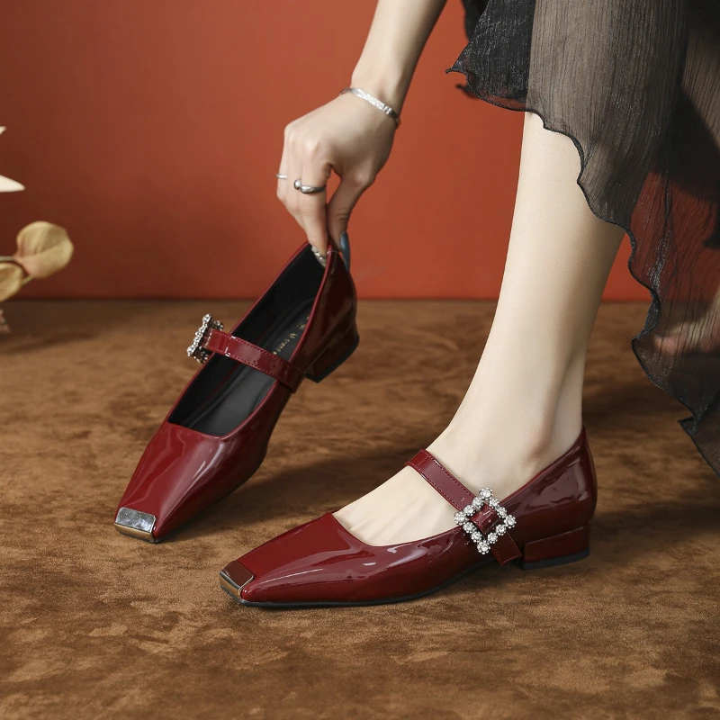 

New Metal Toe Low Heel Patent Leather Mary Jane Shoes Women Red T-Bar Strap Chunky Heel French Style Flats