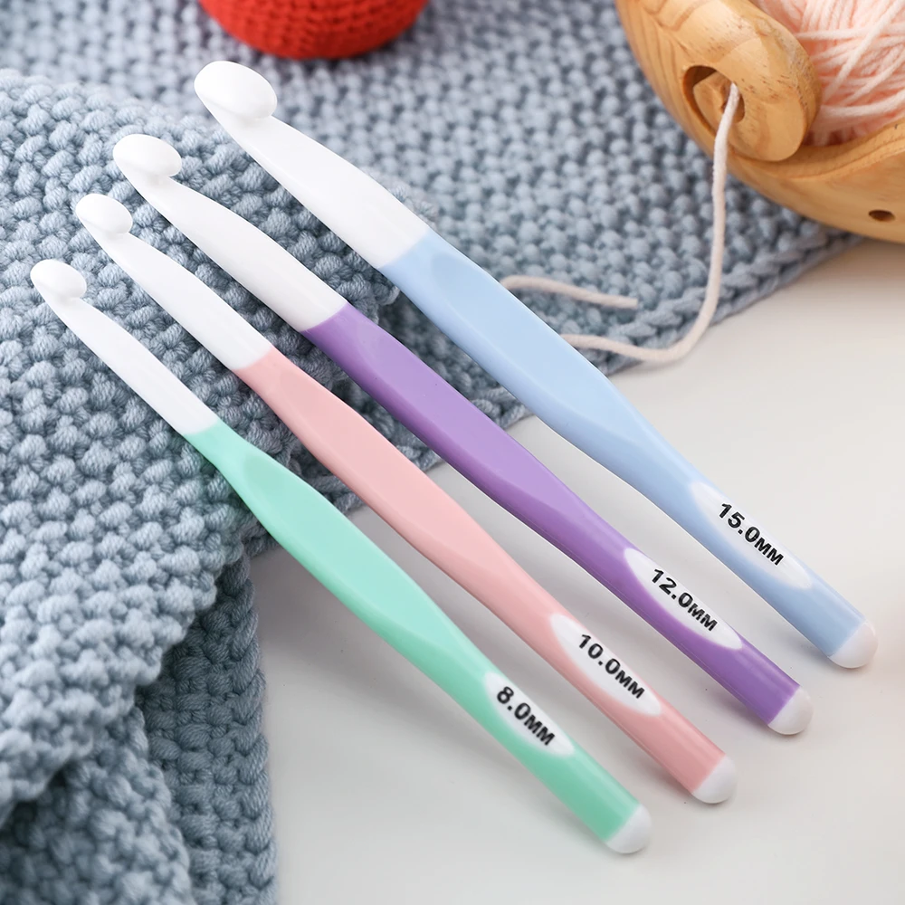 2022 New  ABS Crochet Hooks Set Ergonomic Grip Soft TPR Crochet Needles Yarns and Wools So Weave 4 Sizes 8-15MM Sewing Tool Gift