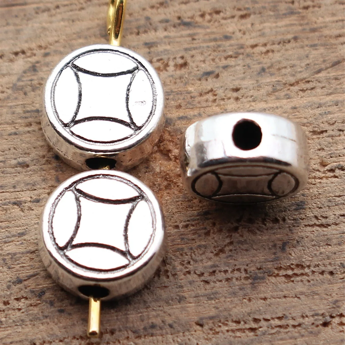 20pcs 7.8x7.8x3.6mm 2 Colors Double-Sided Round Coin Pattern Small Hole Bead Jewelry Accessories