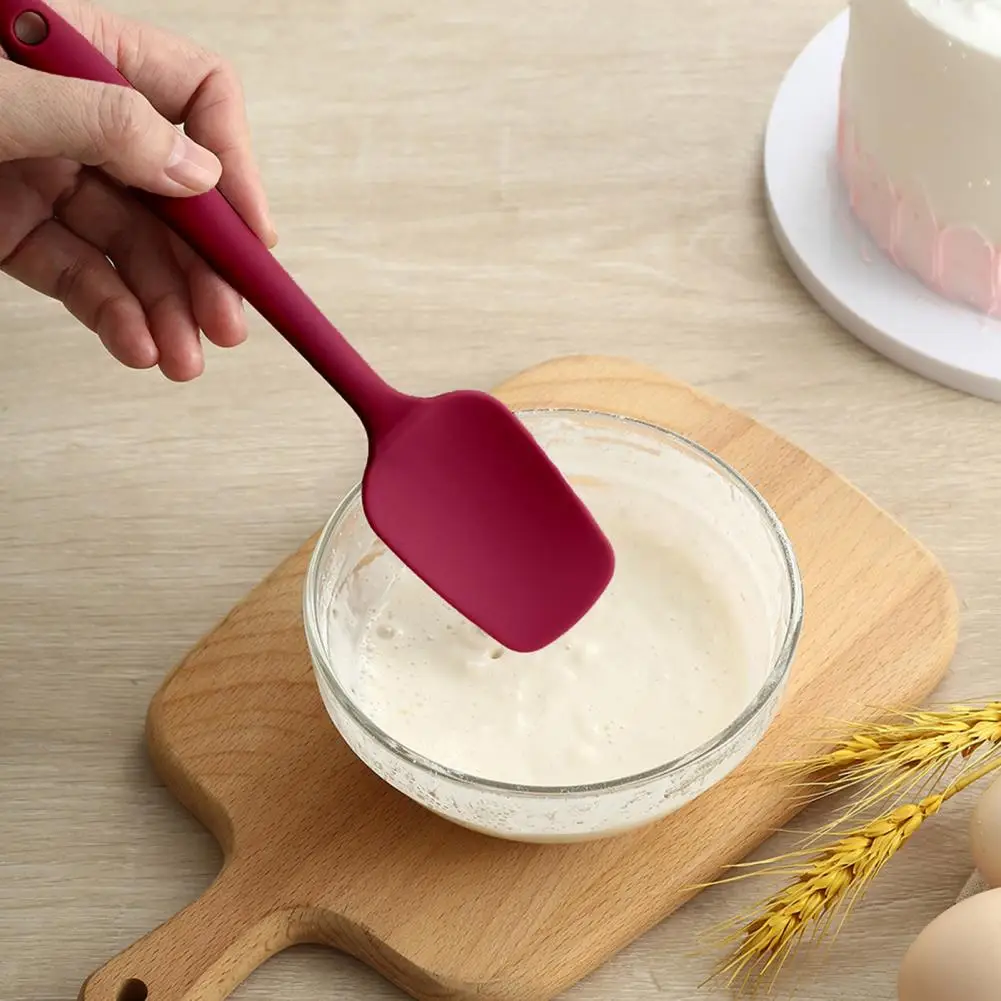 Silicone Kitchen Tool Non-stick Silicone Spatula with Non-slip Handle Hanging Hole Heat Resistant Baking Tool for Kitchen