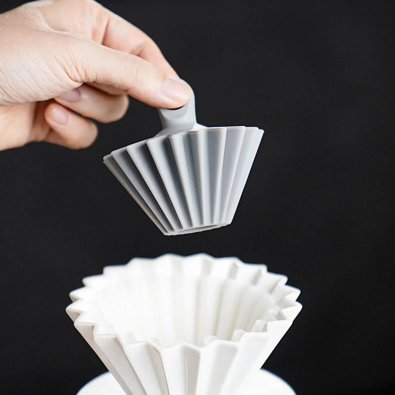 Pour over Coffee Filter Paper Shape Retainer Silicone Mold for V60 Dripper Reusable Kitchen Tool