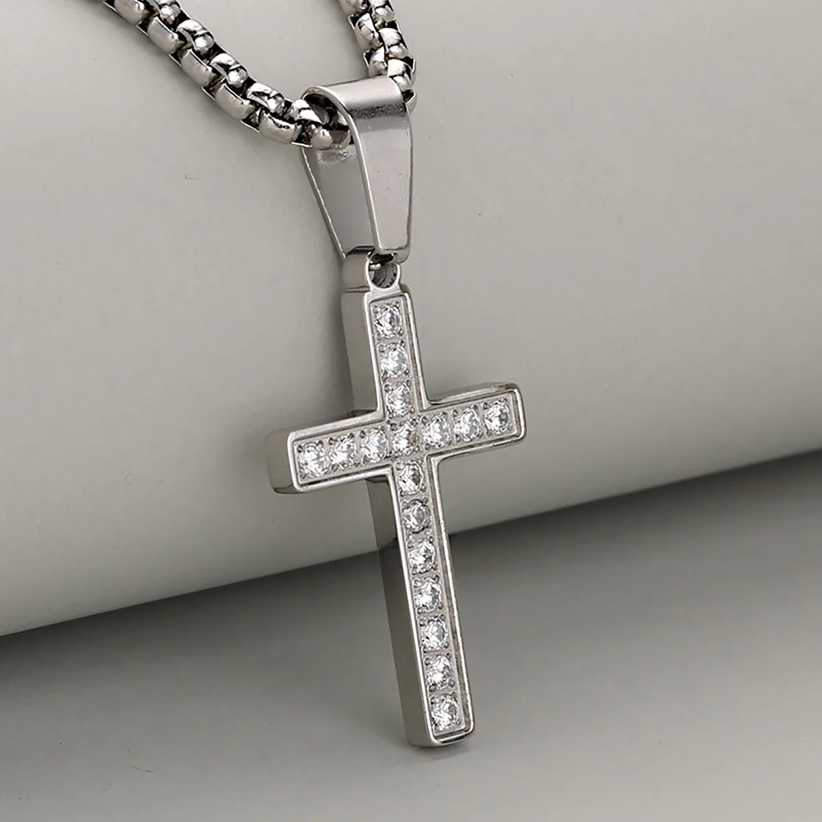 Personalized & Stylish Zircon Inlaid Delicate Stainless Steel Cross Pendant Necklace For Men And Women, Street Fashion