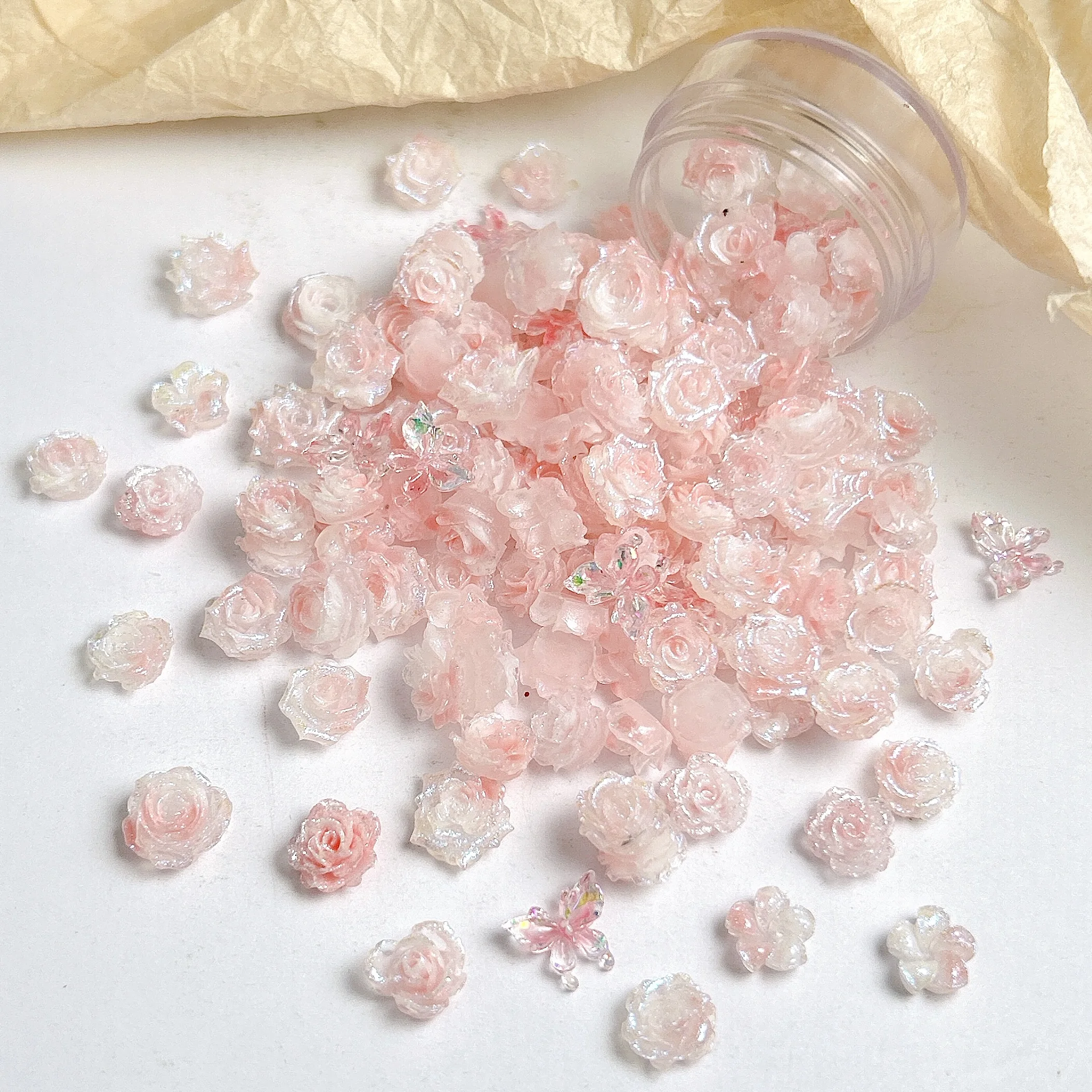 50 قطعة مضيئة مقلد الورد الفاوانيا كاميليا الراتنج مسمار الفن السحر شفافة فراشة لينة زهرة سلسلة مسمار الزينة DIY بها بنفسك