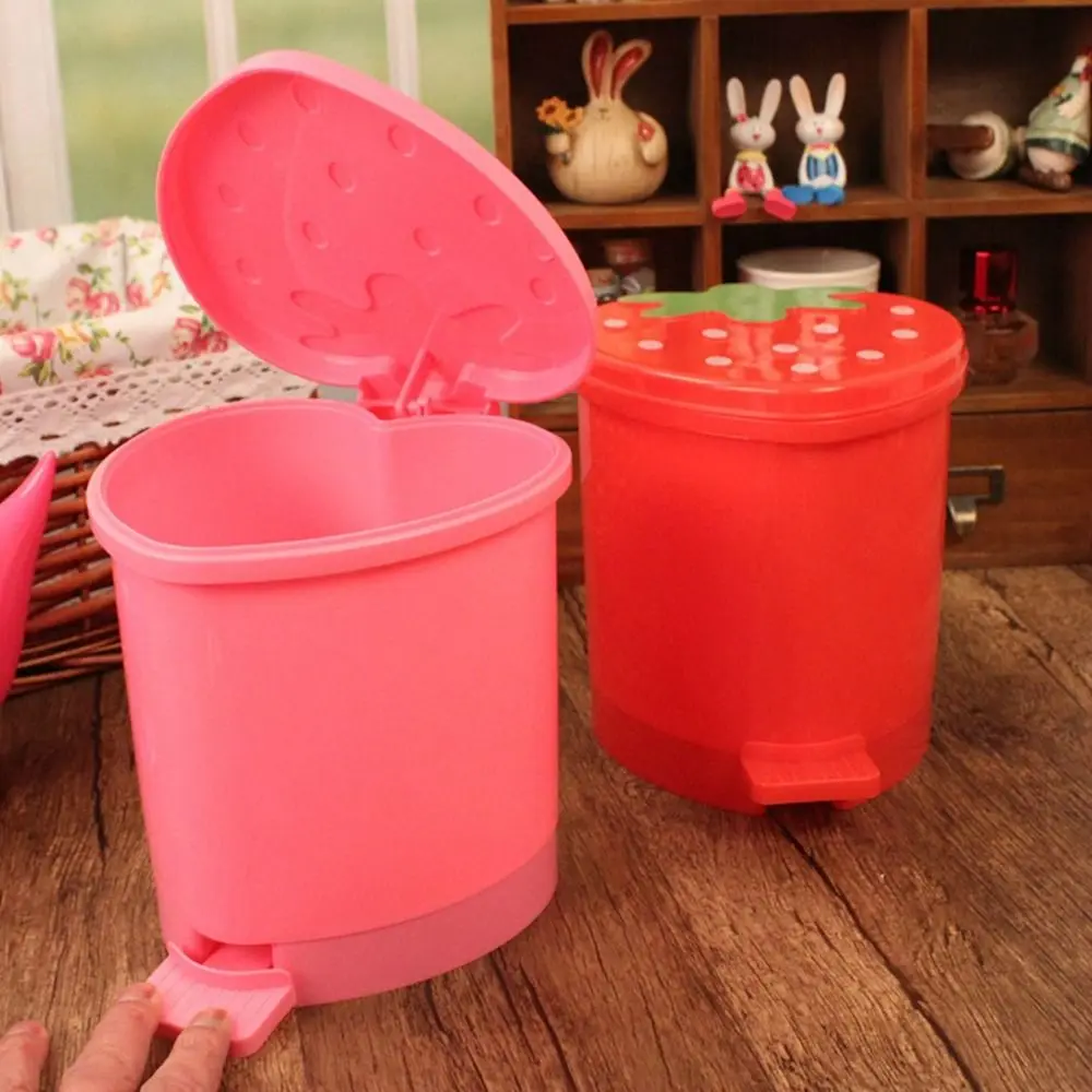 Plastic Red Mini Decorative Sealing Garbage Container Pop-Up No Odor Strawberry Trash Can Trash Basket Dustbin Wastebasket