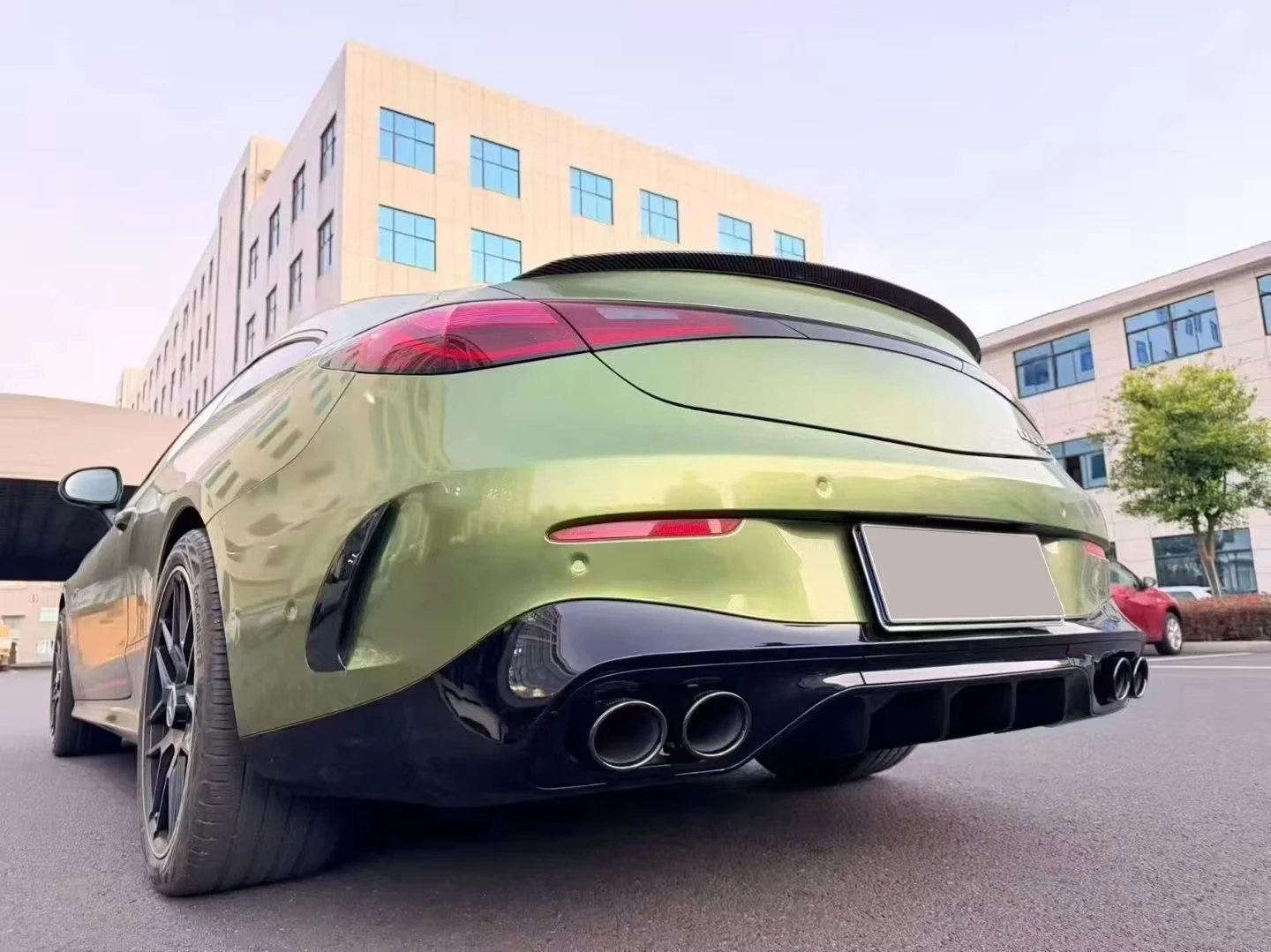 CLE53 AMG Style Rear Bumper Diffuser With Exhaust Tips Body Kit For Mercedes Benz CLE Class C236 W236 CLE300 CLE260 Coupe 2-Door