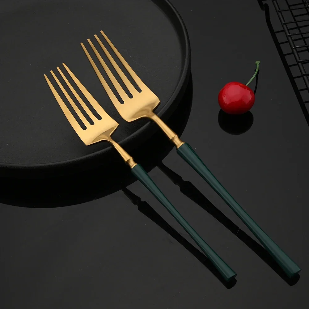 

16Pcs Green Gold Cutlery Set Matte Flatware 18/10 Stainless Steel Dinnerware Set Kitchen Silverware Knife Spoon Fork Tableware