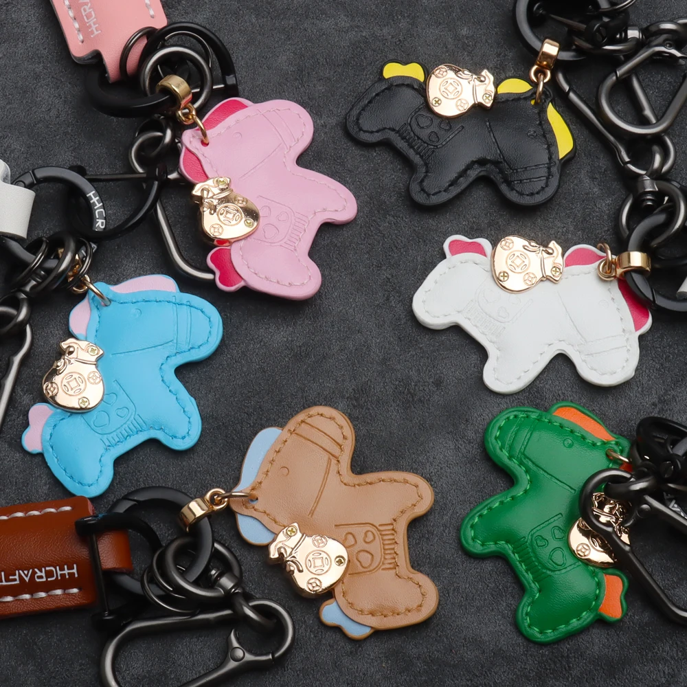 

Leather Car Keychain malist Key Holder with Premium Strap Durable Key Ring Accessories for Men Women Couple Gift Decoration 2026