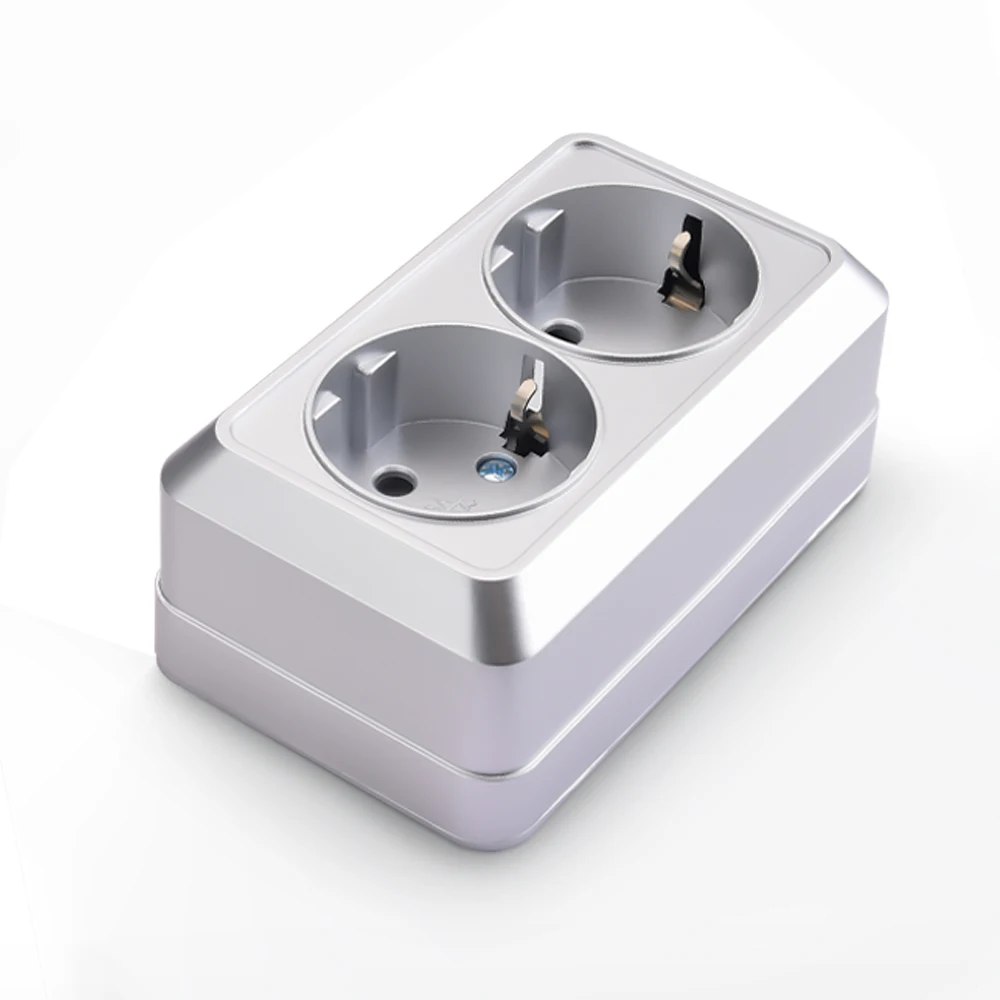 Silvery Plugs Socke…