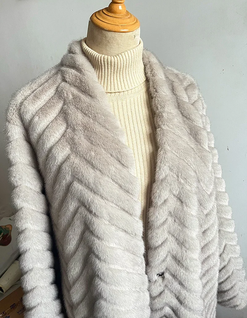 2024 inverno nuovo cappotto di pelliccia di visone finto lunghezza midi stile coreano pelliccia ecologica giacca da donna di un pezzo cappotto di peluche soprabito