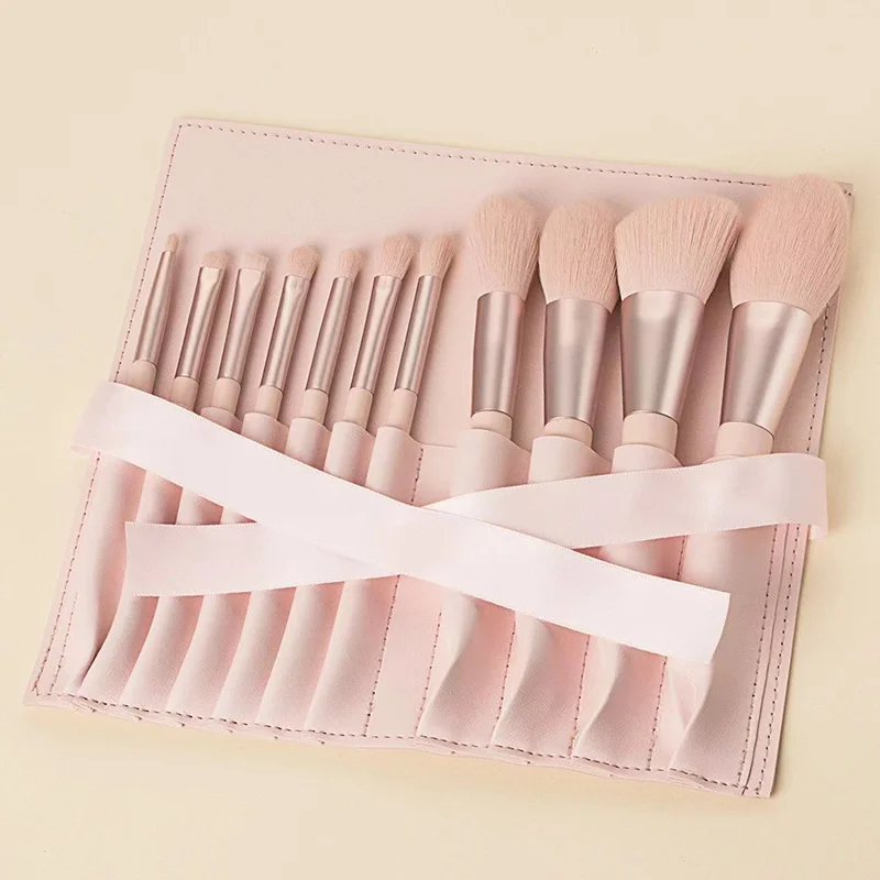 Set di pennelli per trucco ultra morbidi da 12 pezzi per principianti, kit ombretto e fard in polvere tutto in uno, strumenti cosmetici essenziali