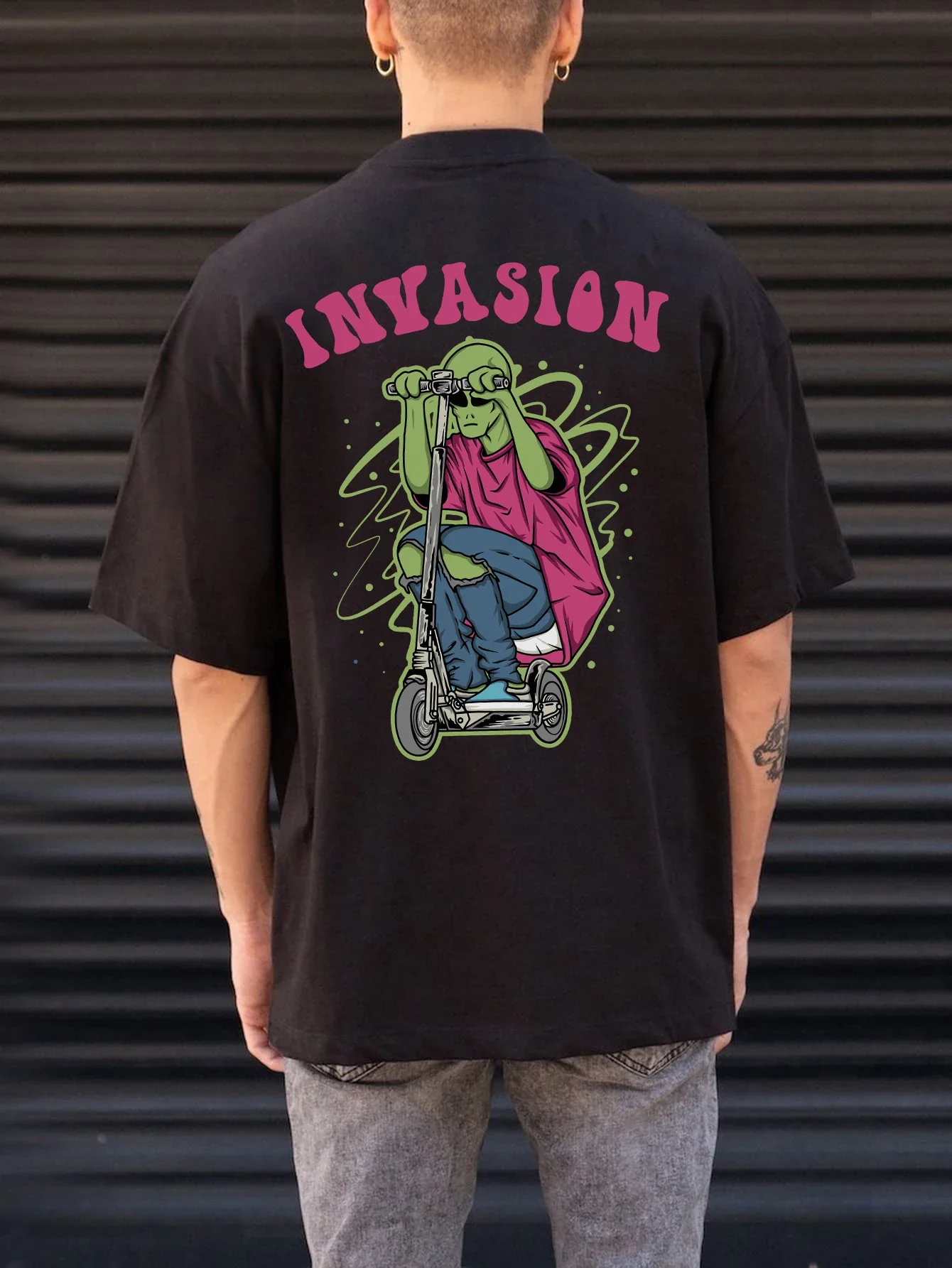 Invasion Aliens Play Kick Scooter Printed Mans Tee Clothing Personality Casual Street Tops Oversize Trend Men Cotton T-Shirts