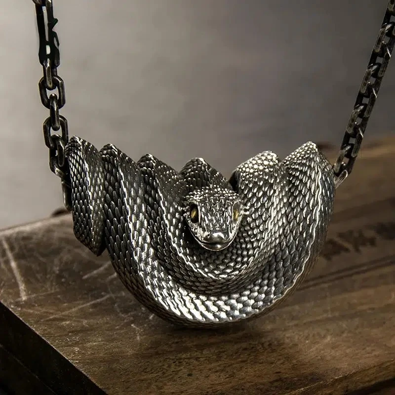 Vintage Personality Aggressive Animal Snake Necklace Men's Hip-hop Cobra King Pendant Banquet Jewelry Accessories Gift