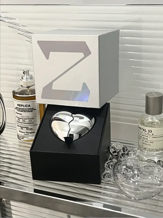 

Беспроводные Bluetooth-наушники ZIIM 001 Heart One Cyber Mirror Silver Love Heart HIFI с ультрабасом, подарок на День святого Валентина