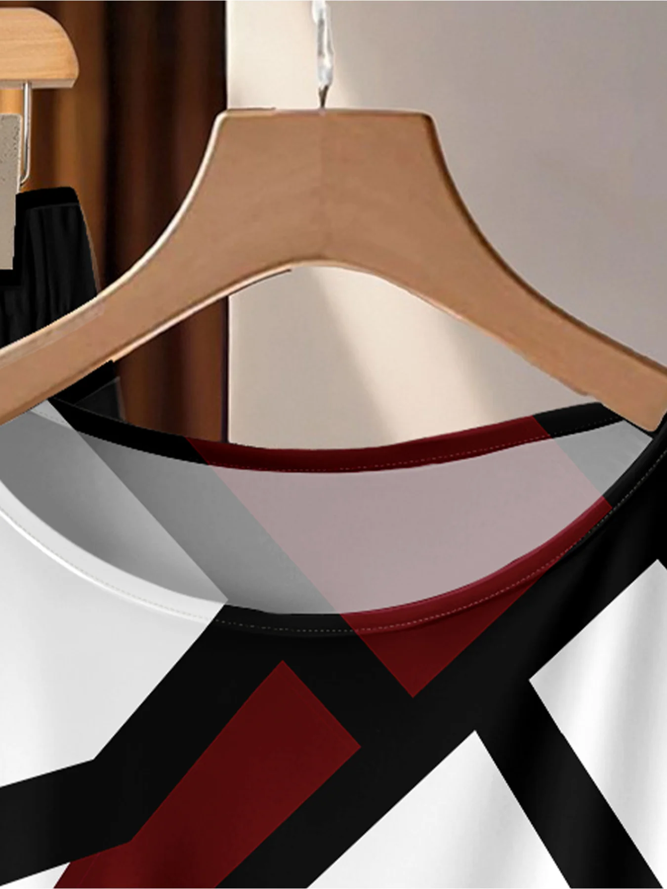 Lässiges und Elegantes Übergrößen-Set für Damen: Kurzärmeliges Twist-Top und Diamantgitter-Weite-Hose, Zweiteiliges Set – Detail 4