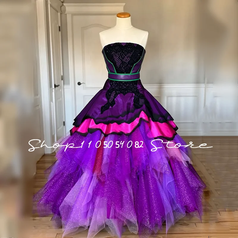Mittelalterliches Gotisches Lila Brautkleid Spitzenverziertes Luxuriöses Vintage A-Linien Mehrschichtiges Rüschen-Hochzeitskleid Maßanfertigung