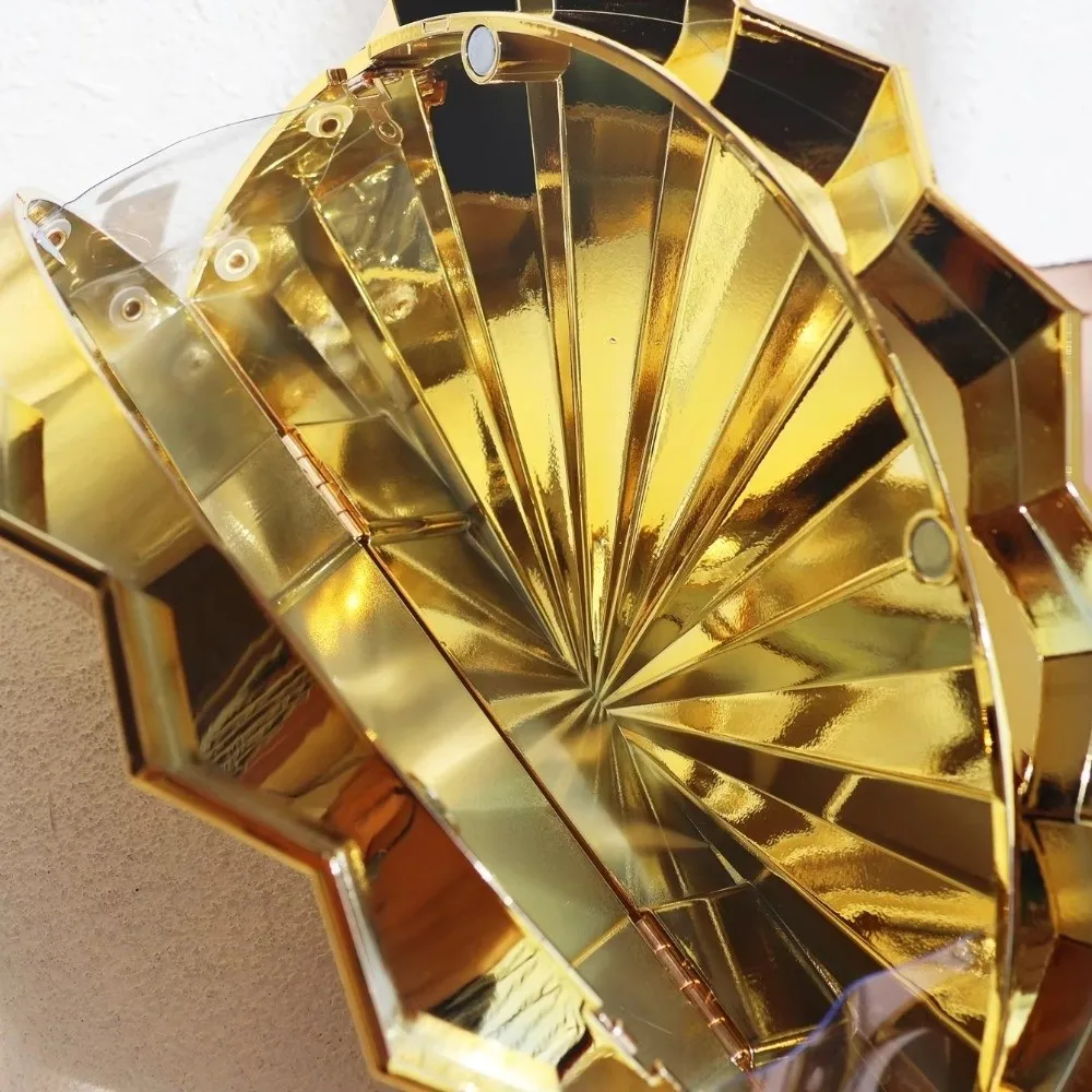 กระเป๋าคลัทช์ดีไซน์หรูหราสำหรับงานแต่งงาน งานเลี้ยงกลางคืน รูปทรงพัดสีทอง กระเป๋าสะพายไหล่ กระเป๋าถือสำหรับงานปาร์ตี้ กระเป๋าจัดระเบียบสำหรับเดินทางสำหรับผู้หญิง