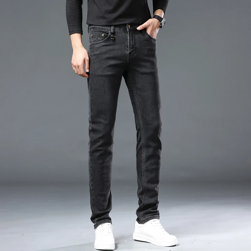 Jeans di alta qualità da uomo elastico sottile dritto autunno nuova versione coreana della tendenza dei pantaloni neri casual pantaloni da uomo