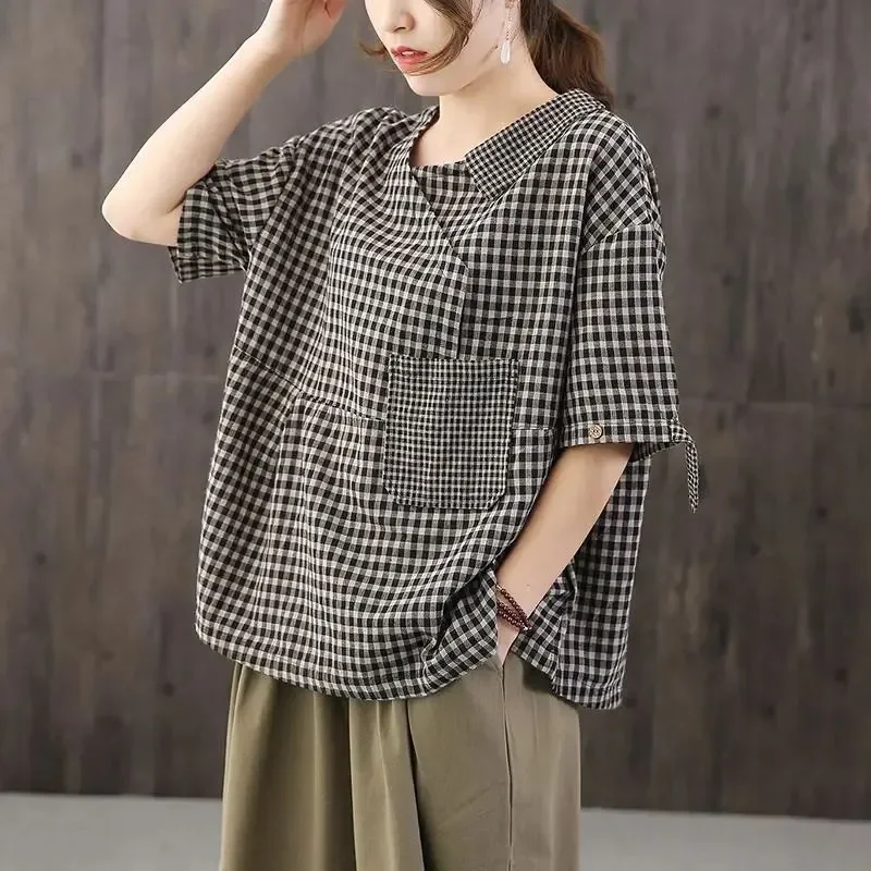 Women Plaid Loose T Shirt with Pocket Short Sleeve Casual Top for Summer Office Wear Comfortable Cotton Blend Tee