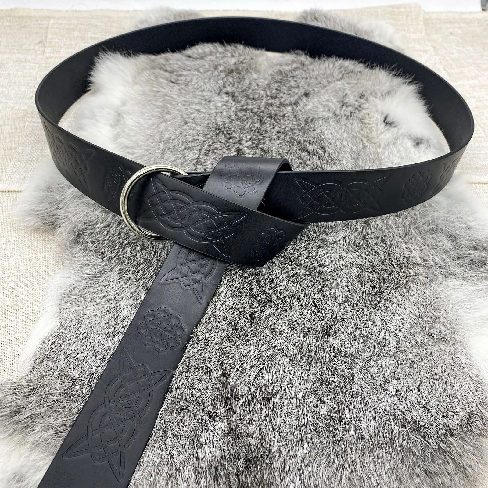 الرجعية القرون الوسطى حزام تأثيري فايكنغ Vegvisir بولي Leather الجلود يا حلقة حزام للنساء عصر النهضة فارس أبازيم حزام الكبار الإكسسوارات