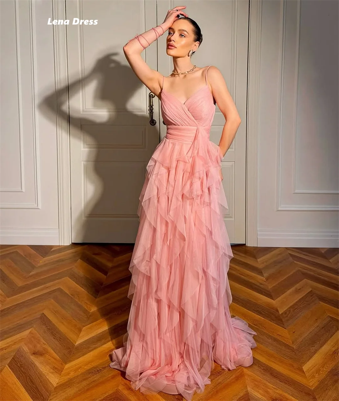 فساتين سهرة أنيقة متعددة الطبقات من Lena للنساء فساتين سهرة فاخرة 2025 ملابس حفلة موسيقية وردية أشرطة سباغيتي مخصصة #2