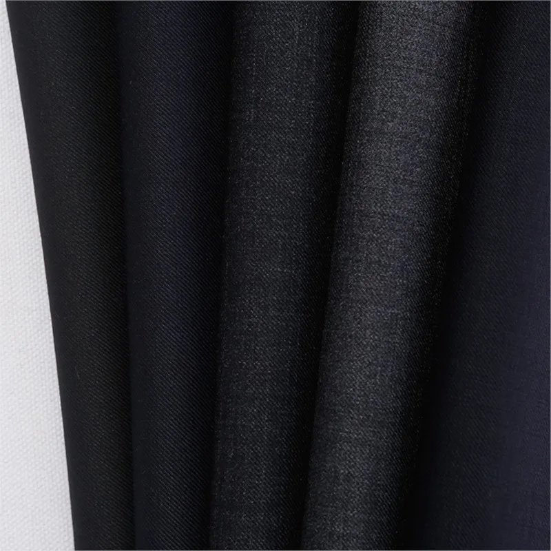 

Шерстяная смесь, тонкая прядиная ткань для профессиональных деловых повседневных костюмов и брюк.