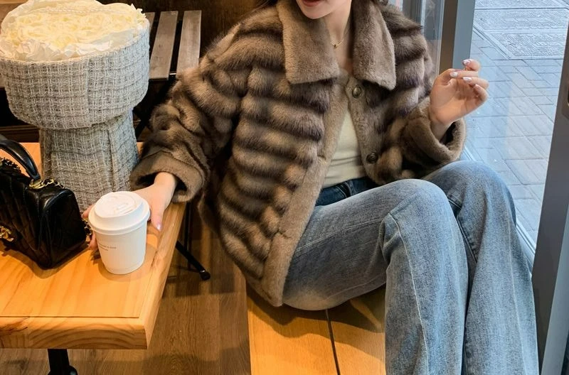 2025 automne et hiver nouvelle mode écologique tempérament fourrure veste manteau court