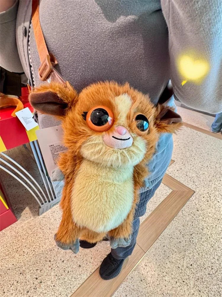 Beijing Film Park Souvenir Gift - Madagascar Lemur Mort Plush Crossbody Bag for Children, Perfect Birthday Present