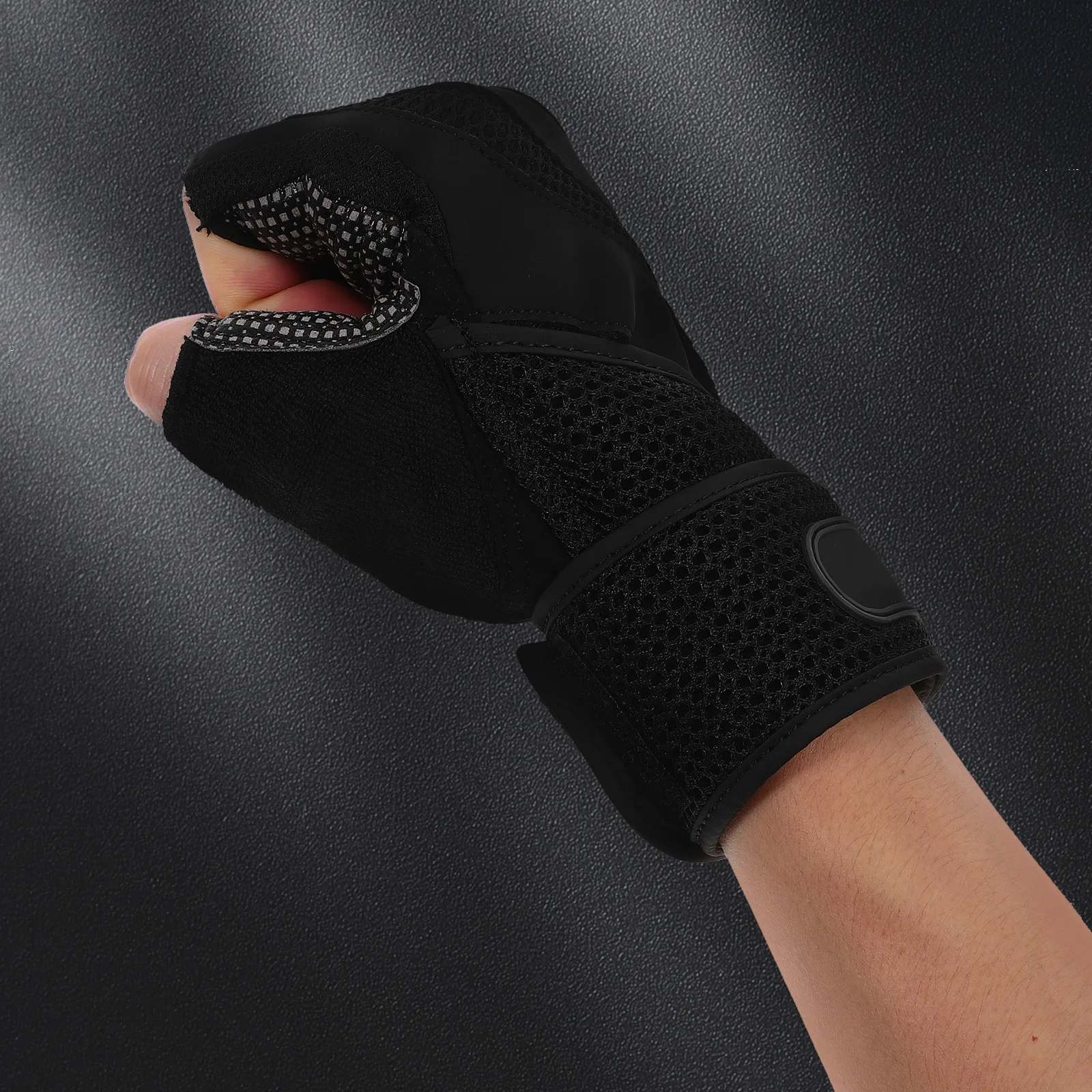 

Premium Fitness Gloves For Weightlifting Gym Yoga Dumbbell Barbell Training Breathable Microfiber Silica Gel Half Finger