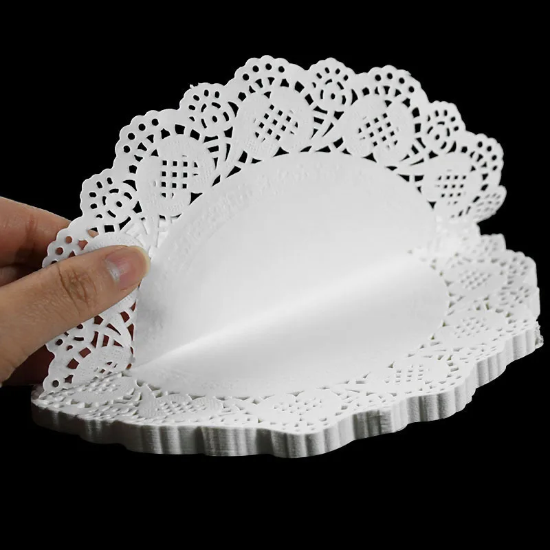 100Pcs White Hollow Out Placemat Round Cup Coaster Lace Cake Wrapper Paper For Wedding Party Table Decoration Kitchen Supplies