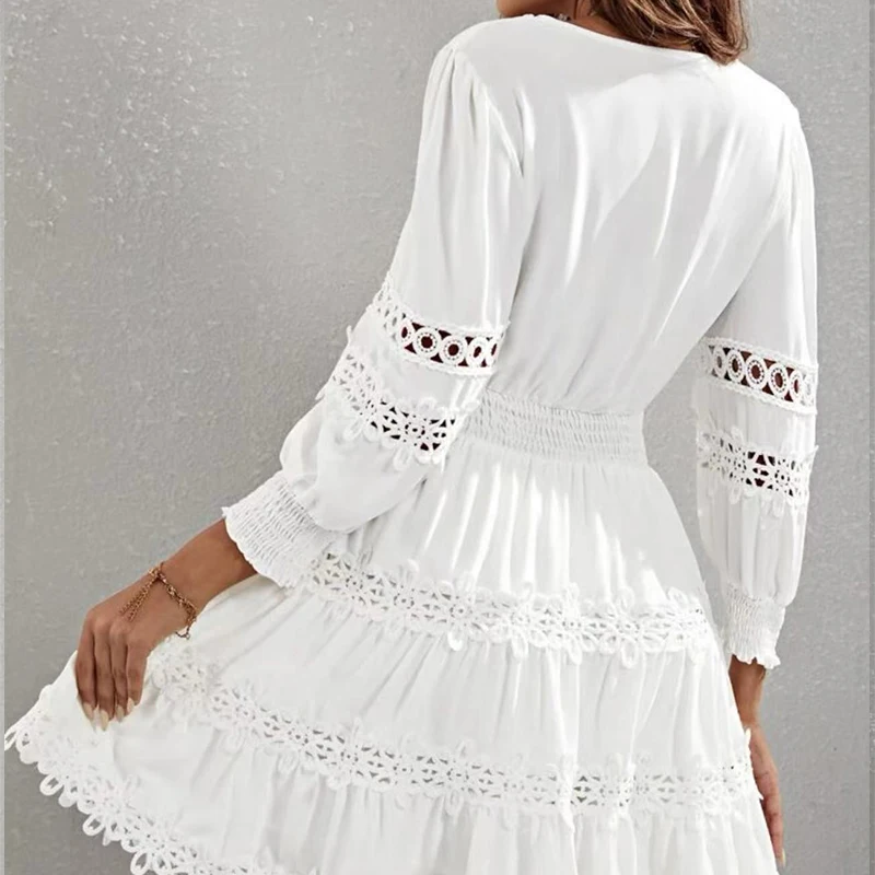 เซ็กซี่ของผู้หญิงฤดูร้อนชุดมินิสีขาวกลวงออกลูกไม้คอวีแขนสามในสี่สบายๆพรรคเย็นเดรสสั้นVestidos