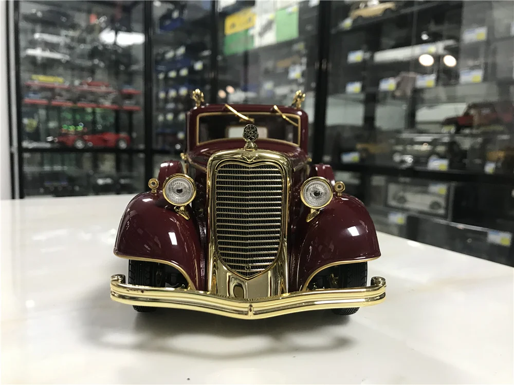 Original Factory 1:18 Puyi Dragon Car the Last Emperor\'s Classic Car Limited Edition Metal Static Car Model Toy Gift