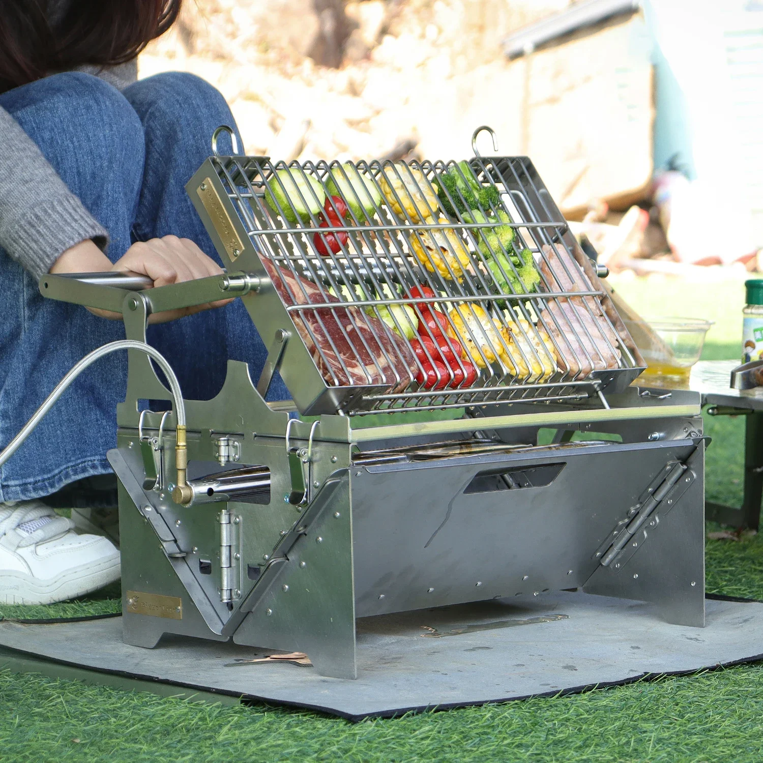 360° Camping Rotatable Grill, Dual-Fuel Charcoal And Gas Stove for Outdoor Yard Cooking BBQ (With Hose), Storage Bag JJ102