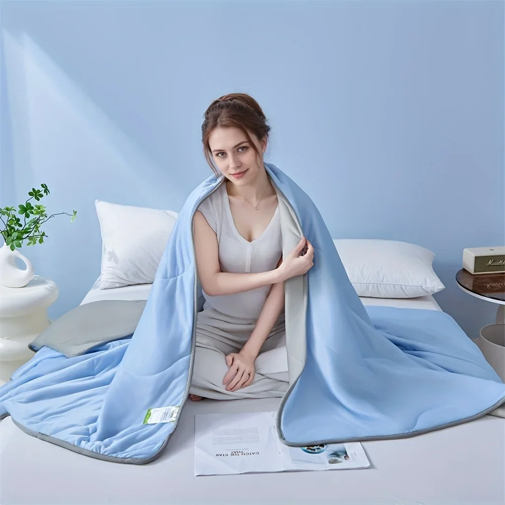 Ultra-Soft Summer Cool Thin Quilt - Lightweight, Breathable, Machine Washable, Comfortable for All Seasons, Multifunctional Use