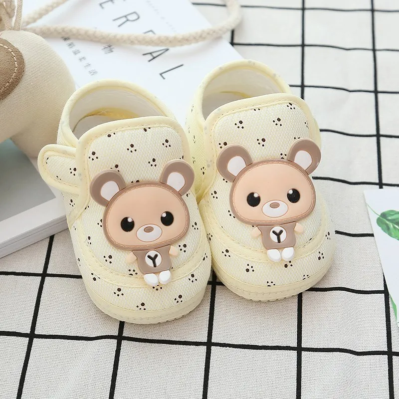

New Soft Rubber Bottom Baby Walker Shoes Boys Girls Spring Anti-Slip Shoes 0- Years Old Waterproof Low Cut Cartoon Style