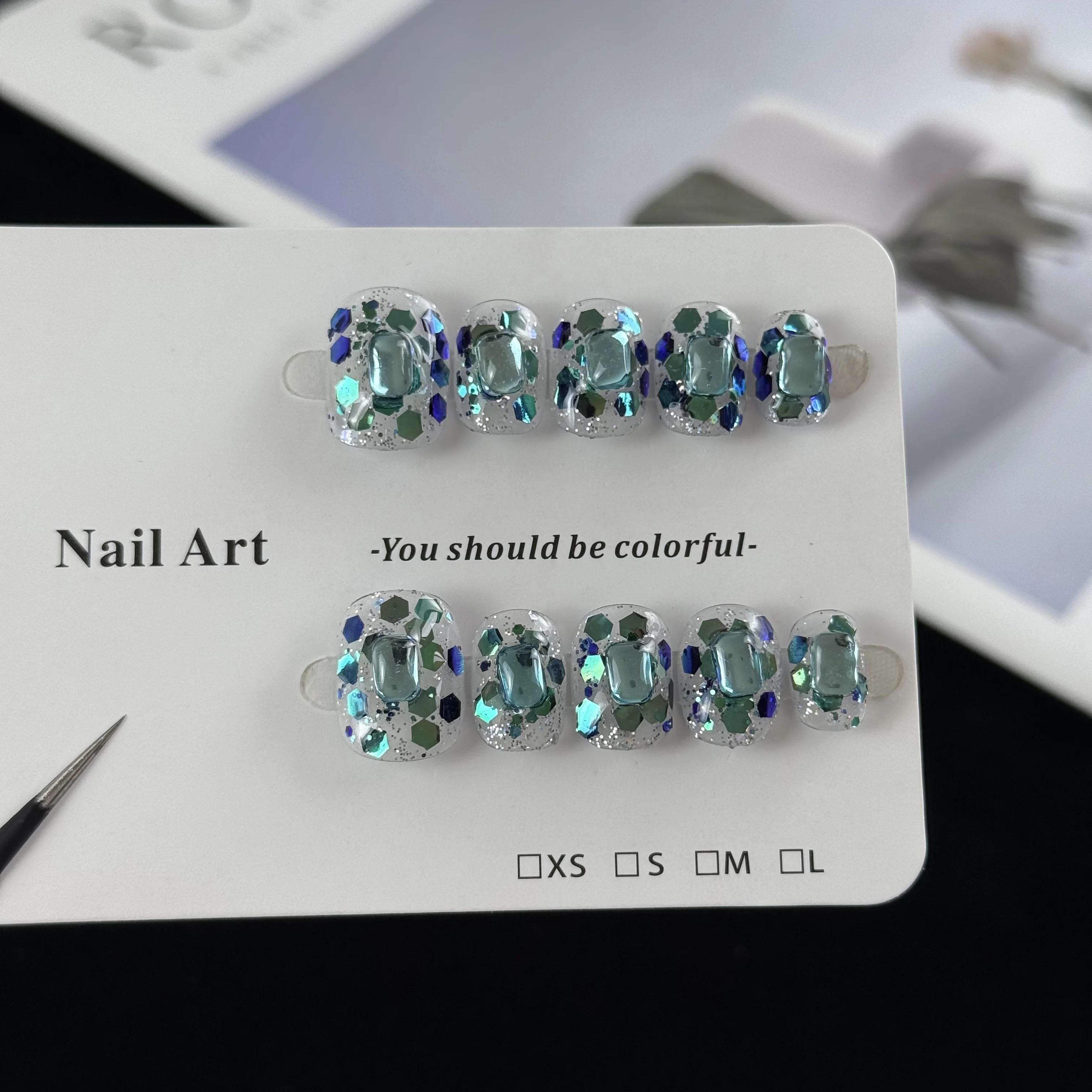 10pcs high-end Summer fresh style, hand-painted three-dimensional green square diamond, shiny fragments handmade fake nails