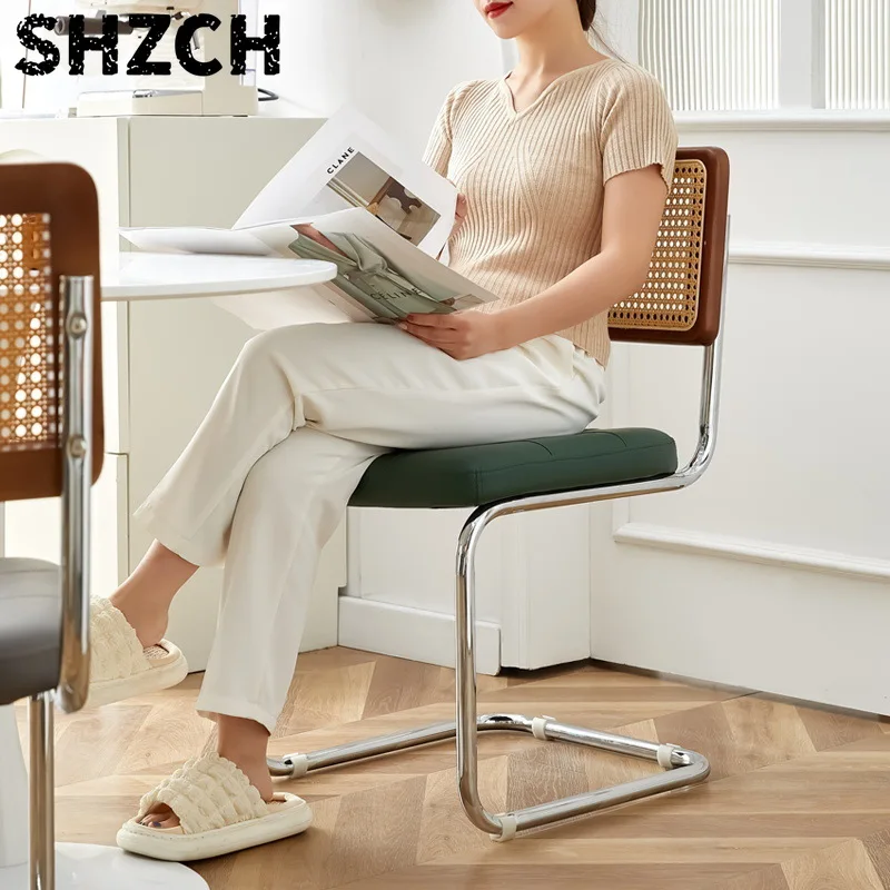 Modern Rattan Backrest Dining Chairs Relax Bow Shaped Office Chair Computer Chair for Living Room Elegant Restaurant Furniture