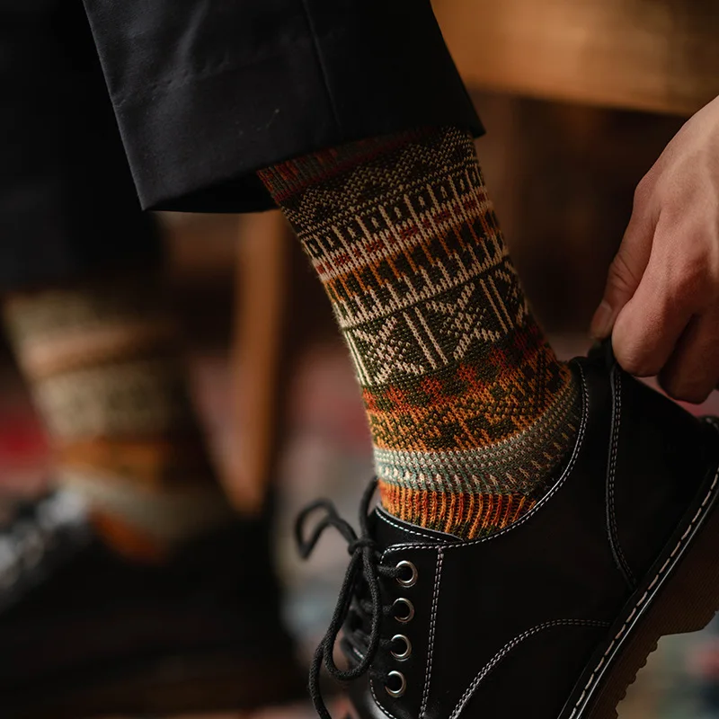 

Miosam top quality unisex size retro ethnic style crew socks men's breathable deodorant combed cotton Amekaji vintage socks