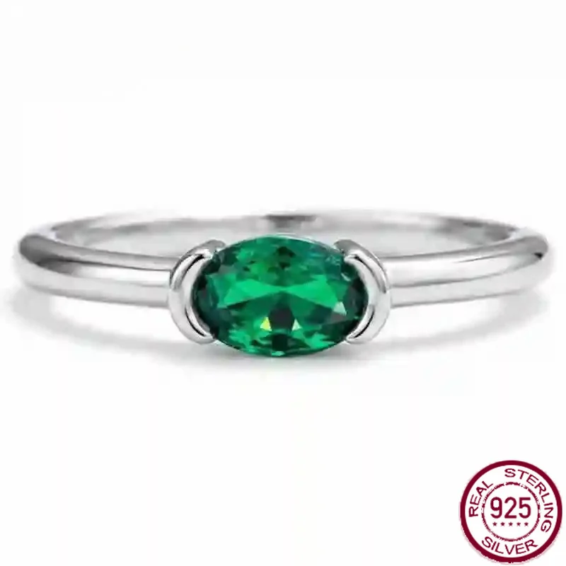Yaranyan Vintage 925 Sterling Silver 4 * 6 MM Oval Cut Lab Sapphire Emerald High Carbon Diamonds Gemstone Ring Fine Jewelry