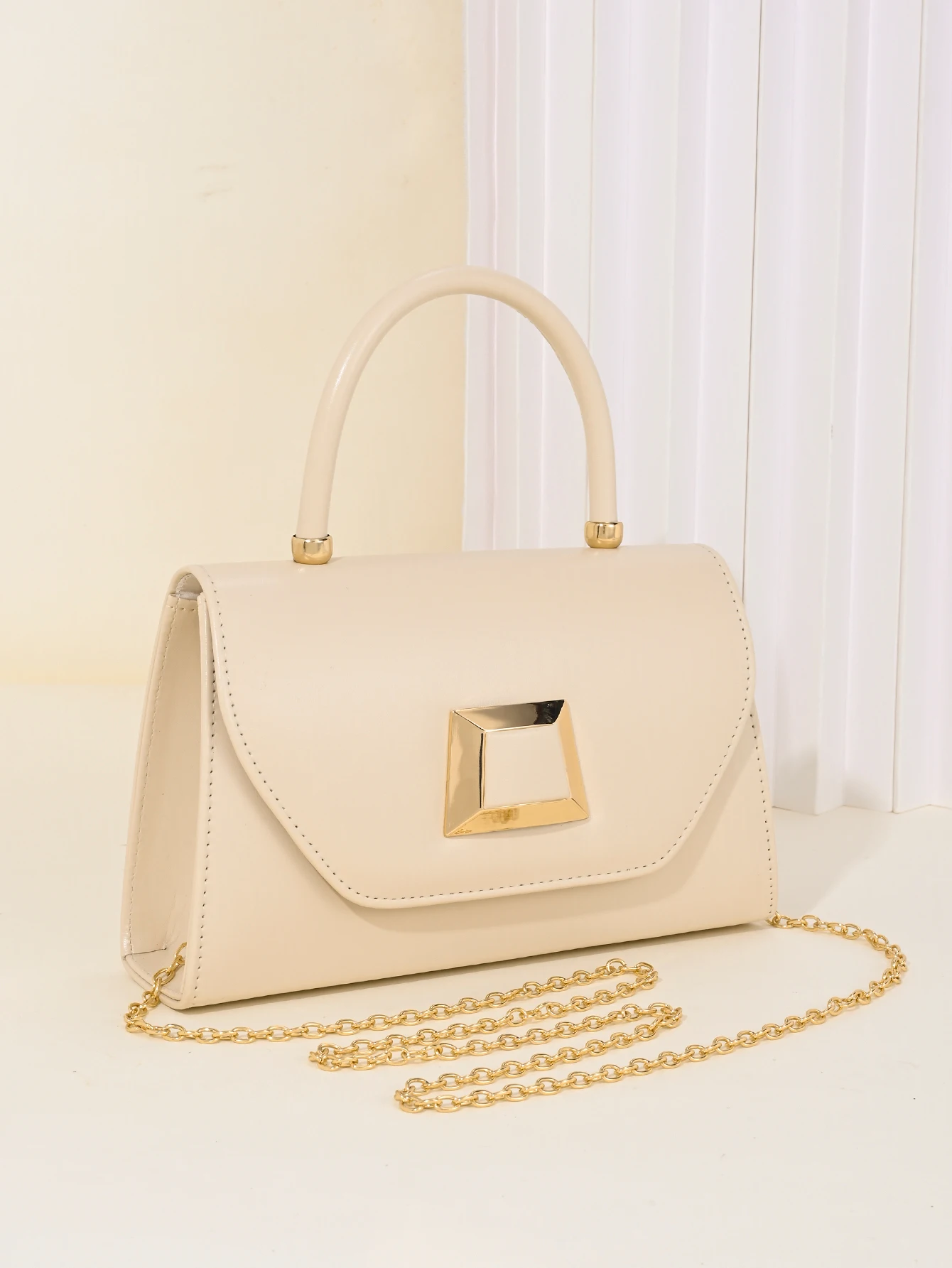 Simple Chain One Shoulder Messenger Bag Small Square Bag Fashion Versatile Handbag Small Bag Feminine Temperament