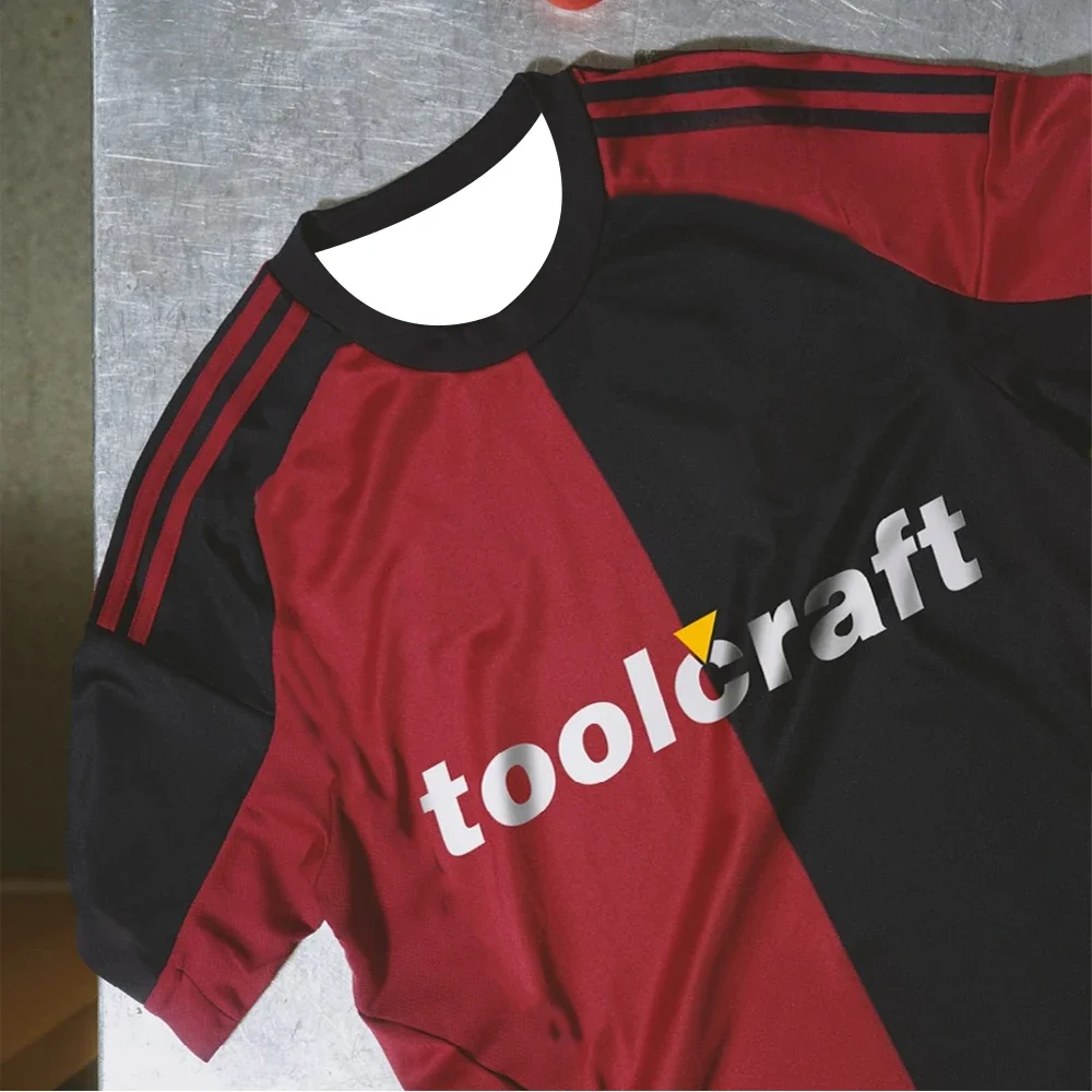 25-26 رجل FC Nürnberg قميص كرة القدم الصيف ملابس رياضية المتضخم التدريب كرة القدم موحدة بارد تنفس جيرسي المحملة