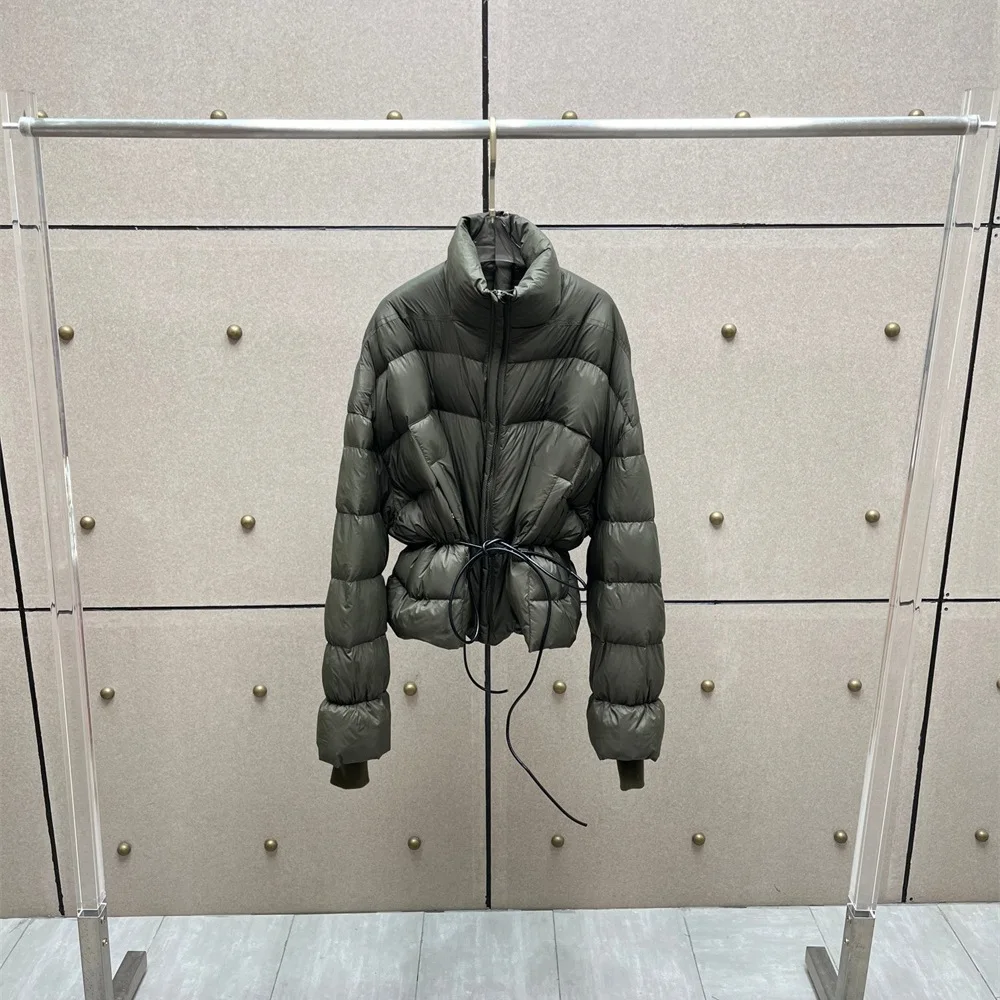 سترة شتوية نسائية لعام 2025 بحزام من الساتان سترة دافئة غير رسمية للسيدات ملابس y2k ملابس جديدة عالية الجودة متعددة الاستخدامات حمالة صدر