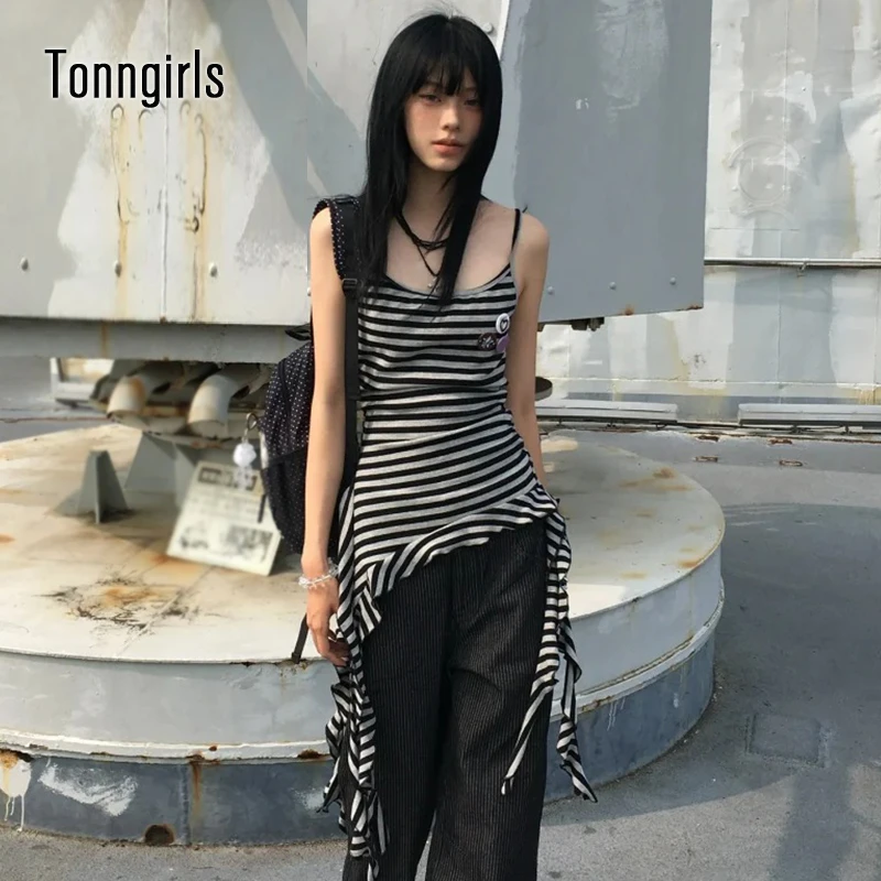 

Tonngirls Y2k Japanese Tank Tops Women Irregular Striped Caims Tops Tassel Slim Vintage Grunge Tee Tops American Retro 90s Tanks