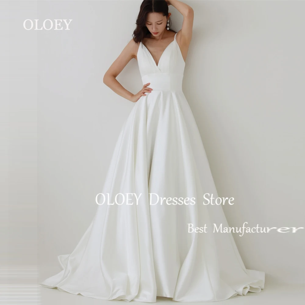 OLOEY Simple Ivory A Line Wedding Dress Korea Photoshoot Spaghetti Straps Bridal Gown V Neck Satin Floor Length Custom Corset