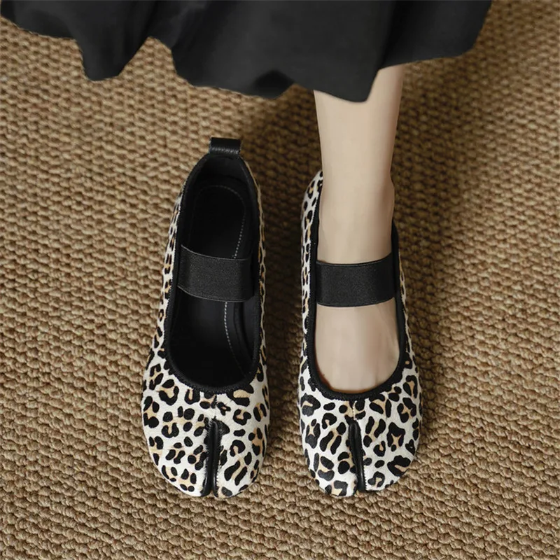 New Spring Autumn Horsehair Women Shoes Fashion Leopard Print Round Toe Mary Jane Shoes for Women Split Toe Low Heel Women Pumps