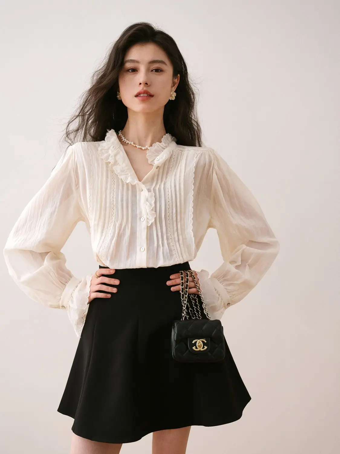 French Heavy Industry Embroidered Shirt Early Autumn New High End Niche Palace Long Sleeve Top Meat Covering Blouses Shirts