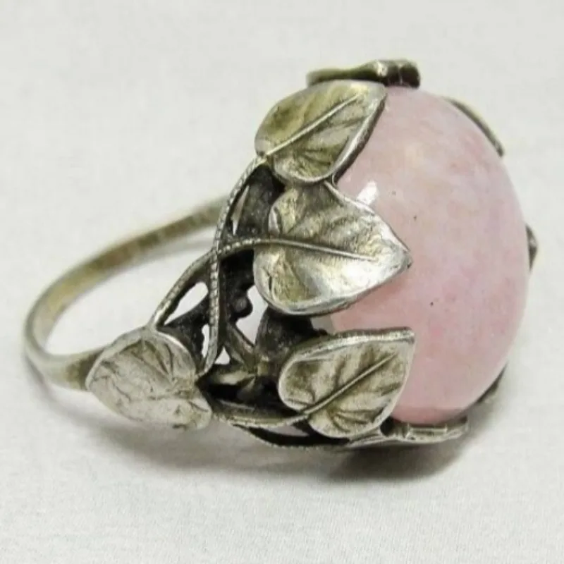 Vintage Inlaid Pink Stone Women's Ring Ethnic Silver Color Hand Carving Leaves Daily Wear Party Jewelry Anniversary Gift