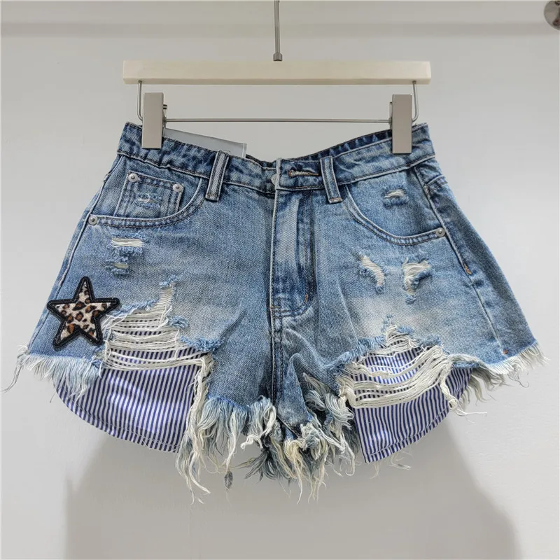 

2026 Summer New Arrivals: Appliquéd Five-star High-waisted Slim-fit Distressed Frayed Hem Denim Shorts for Women